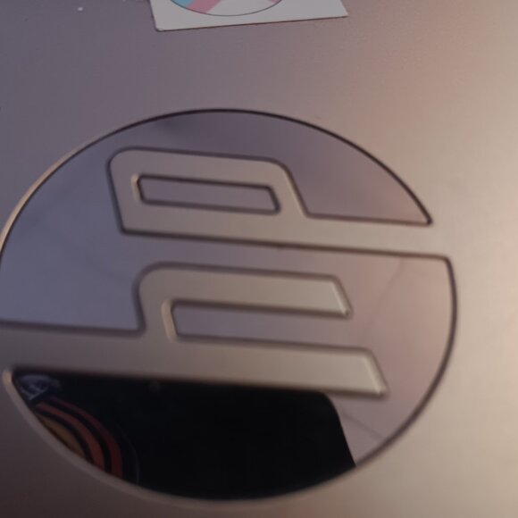 Hp pink laptop - Picture 3 of 4